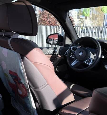 Чорний БМВ X7, об'ємом двигуна 2.99 л та пробігом 59 тис. км за 90000 $, фото 24 на Automoto.ua