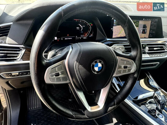 Черный БМВ X7, объемом двигателя 3 л и пробегом 195 тыс. км за 53300 $, фото 14 на Automoto.ua