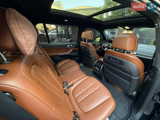 Черный БМВ X7, объемом двигателя 2.99 л и пробегом 164 тыс. км за 71500 $, фото 44 на Automoto.ua