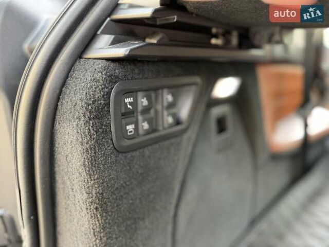 Черный БМВ X7, объемом двигателя 3 л и пробегом 43 тыс. км за 72900 $, фото 34 на Automoto.ua