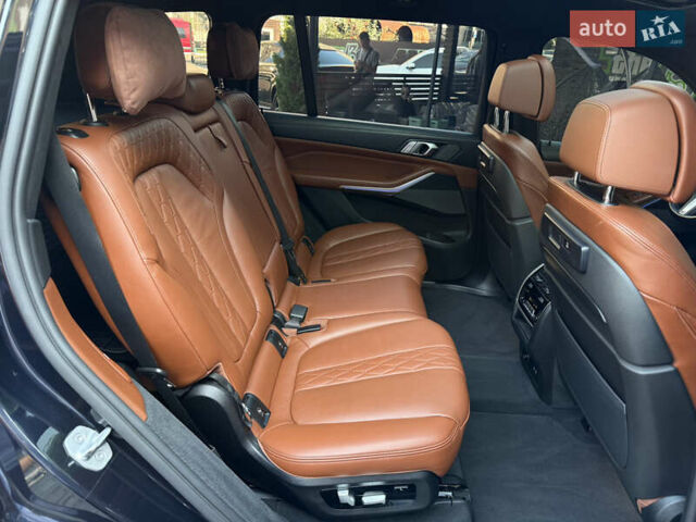Черный БМВ X7, объемом двигателя 2.99 л и пробегом 164 тыс. км за 71500 $, фото 41 на Automoto.ua