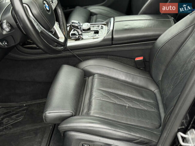Чорний БМВ X7, об'ємом двигуна 2.99 л та пробігом 160 тис. км за 67000 $, фото 23 на Automoto.ua
