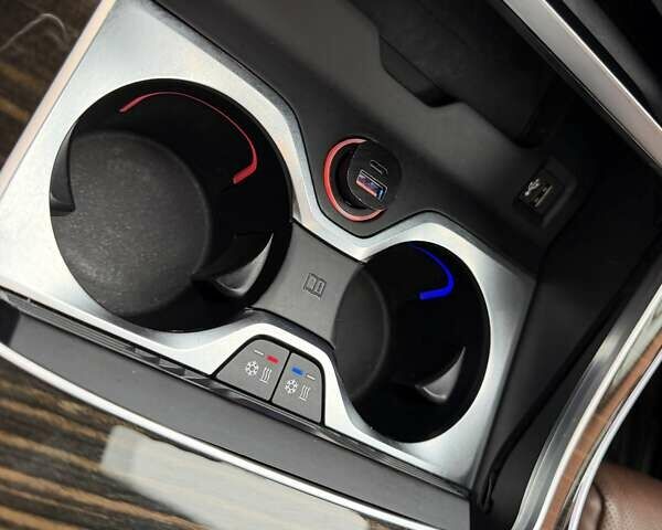 Черный БМВ X7, объемом двигателя 2.99 л и пробегом 124 тыс. км за 74900 $, фото 45 на Automoto.ua