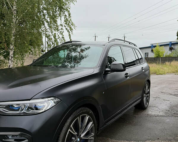 Черный БМВ X7, объемом двигателя 2.99 л и пробегом 105 тыс. км за 78000 $, фото 2 на Automoto.ua
