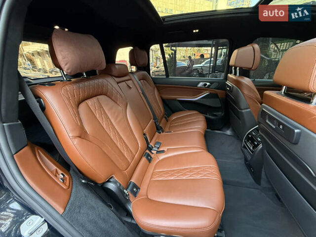 Черный БМВ X7, объемом двигателя 2.99 л и пробегом 164 тыс. км за 71500 $, фото 43 на Automoto.ua