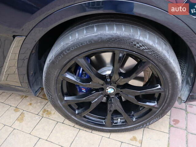 Черный БМВ X7, объемом двигателя 3 л и пробегом 164 тыс. км за 74900 $, фото 3 на Automoto.ua