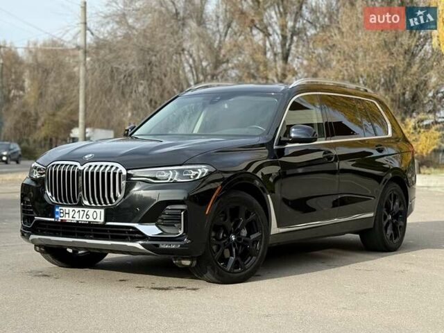 Черный БМВ X7, объемом двигателя 3 л и пробегом 43 тыс. км за 72900 $, фото 4 на Automoto.ua