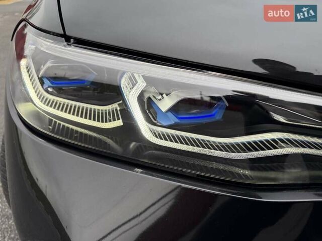 Черный БМВ X7, объемом двигателя 2.99 л и пробегом 124 тыс. км за 74900 $, фото 58 на Automoto.ua