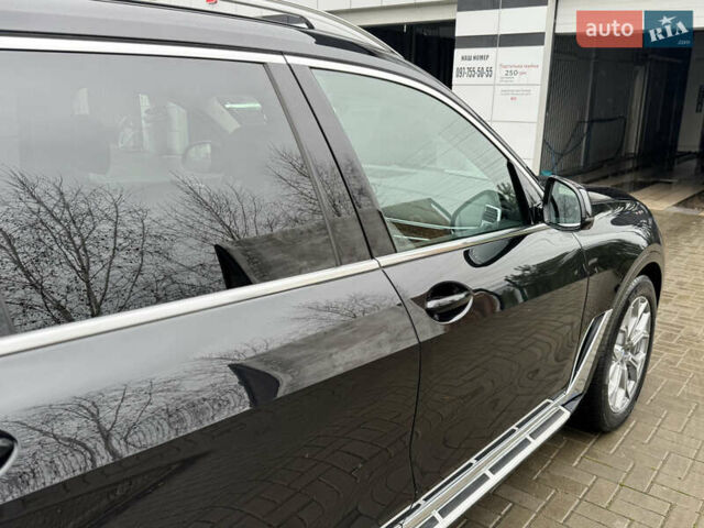 Чорний БМВ X7, об'ємом двигуна 2.99 л та пробігом 160 тис. км за 67000 $, фото 4 на Automoto.ua