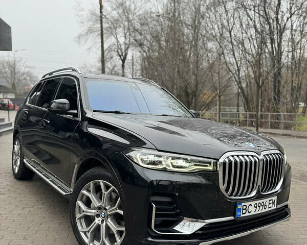 Черный БМВ X7, объемом двигателя 3 л и пробегом 98 тыс. км за 58700 $, фото 5 на Automoto.ua