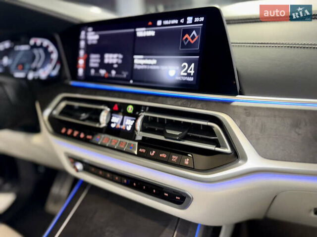 Черный БМВ X7, объемом двигателя 3 л и пробегом 74 тыс. км за 83700 $, фото 46 на Automoto.ua