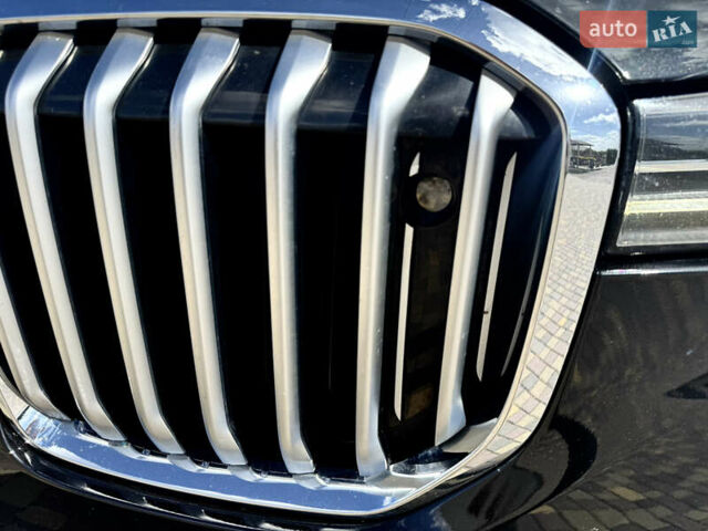 Черный БМВ X7, объемом двигателя 3 л и пробегом 195 тыс. км за 50500 $, фото 8 на Automoto.ua