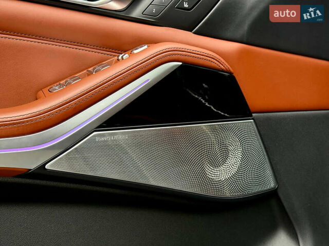 Чорний БМВ X7, об'ємом двигуна 4.39 л та пробігом 102 тис. км за 78777 $, фото 61 на Automoto.ua