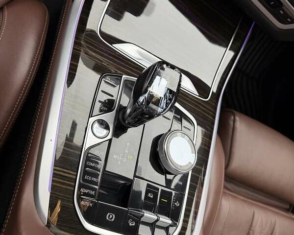 Черный БМВ X7, объемом двигателя 2.99 л и пробегом 124 тыс. км за 74900 $, фото 44 на Automoto.ua