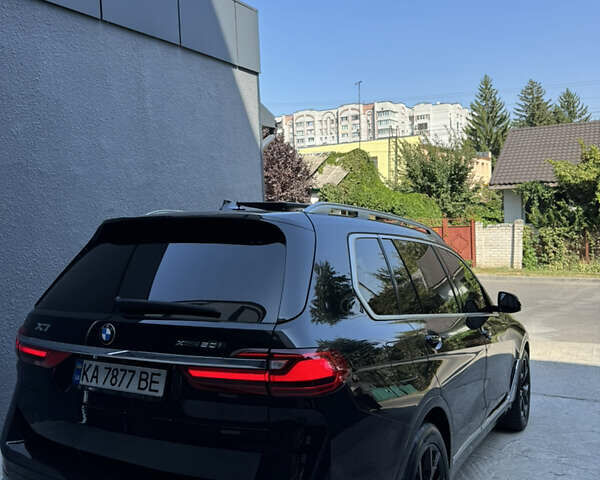 Черный БМВ X7, объемом двигателя 4.39 л и пробегом 118 тыс. км за 75000 $, фото 19 на Automoto.ua