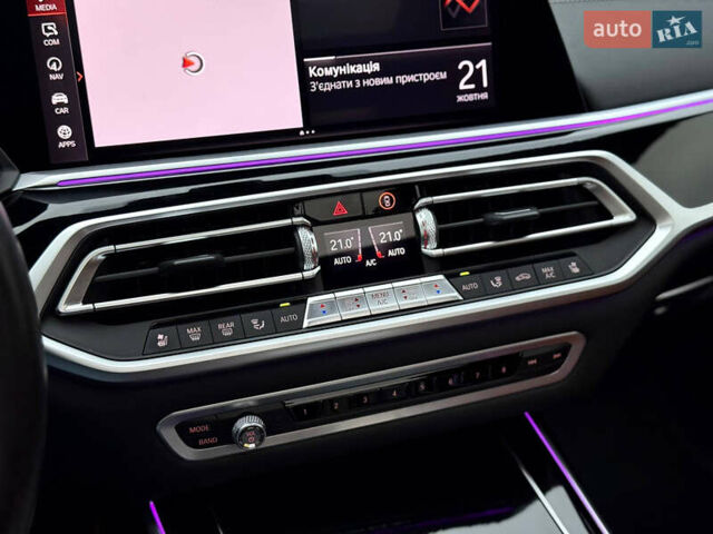 Черный БМВ X7, объемом двигателя 4.39 л и пробегом 102 тыс. км за 78500 $, фото 98 на Automoto.ua