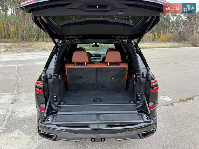 Черный БМВ X7, объемом двигателя 4.39 л и пробегом 102 тыс. км за 78500 $, фото 109 на Automoto.ua