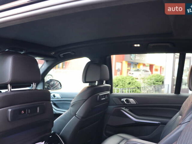 Черный БМВ X7, объемом двигателя 3 л и пробегом 164 тыс. км за 74900 $, фото 40 на Automoto.ua