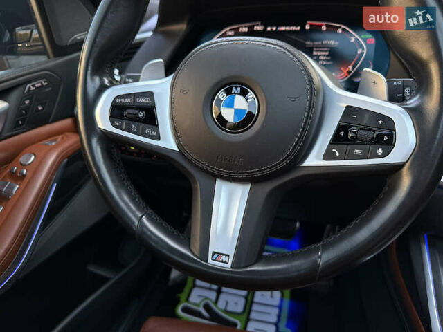 Черный БМВ X7, объемом двигателя 2.99 л и пробегом 164 тыс. км за 71500 $, фото 22 на Automoto.ua