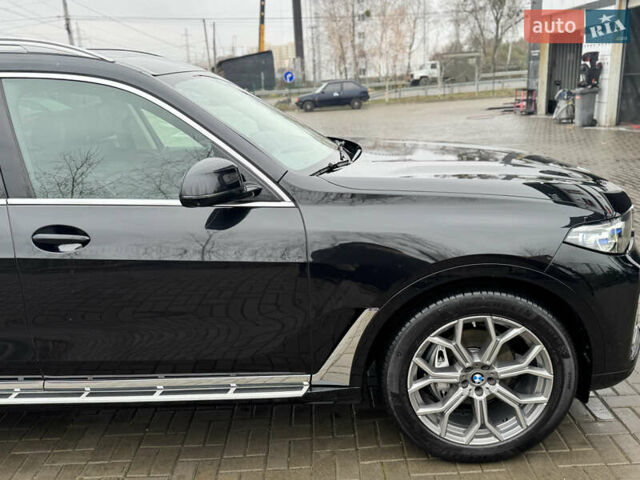 Чорний БМВ X7, об'ємом двигуна 2.99 л та пробігом 160 тис. км за 67000 $, фото 2 на Automoto.ua