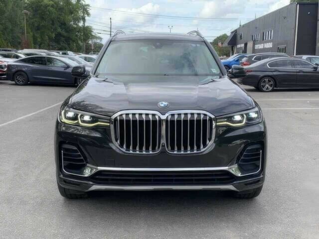 Черный БМВ X7, объемом двигателя 3 л и пробегом 31 тыс. км за 41000 $, фото 1 на Automoto.ua