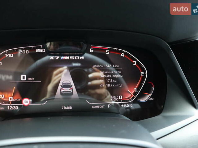 Черный БМВ X7, объемом двигателя 3 л и пробегом 164 тыс. км за 74900 $, фото 23 на Automoto.ua