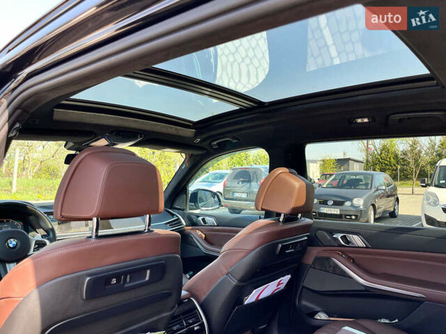 Черный БМВ X7, объемом двигателя 2.99 л и пробегом 105 тыс. км за 81100 $, фото 29 на Automoto.ua