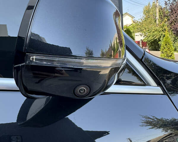 Черный БМВ X7, объемом двигателя 4.39 л и пробегом 118 тыс. км за 75000 $, фото 22 на Automoto.ua