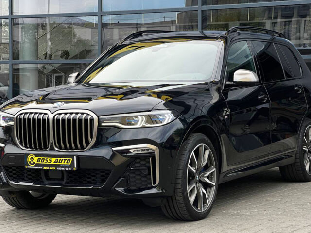 Черный БМВ X7, объемом двигателя 4.4 л и пробегом 58 тыс. км за 97000 $, фото 2 на Automoto.ua