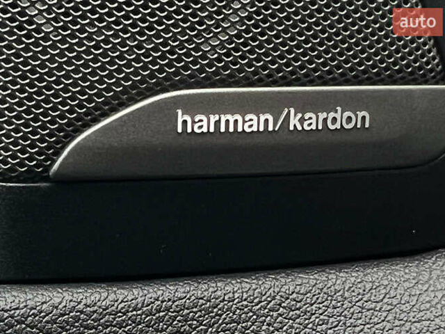 Черный БМВ X7, объемом двигателя 3 л и пробегом 137 тыс. км за 63999 $, фото 21 на Automoto.ua