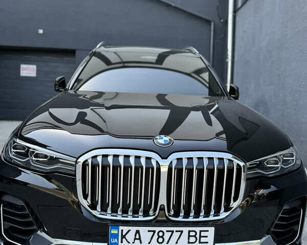 Черный БМВ X7, объемом двигателя 4.39 л и пробегом 118 тыс. км за 75000 $, фото 2 на Automoto.ua