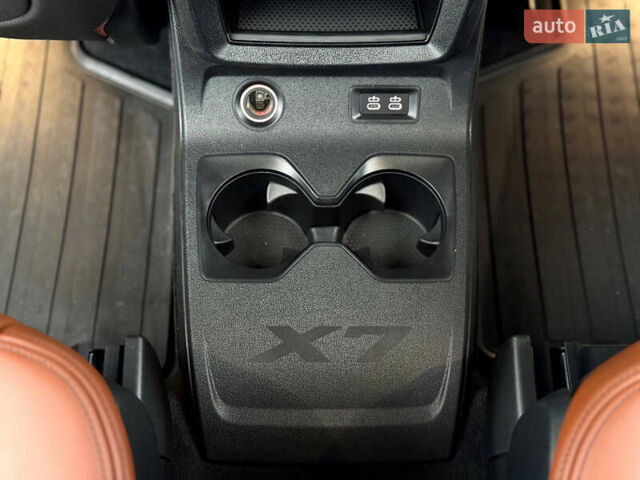 Чорний БМВ X7, об'ємом двигуна 4.39 л та пробігом 102 тис. км за 78777 $, фото 87 на Automoto.ua