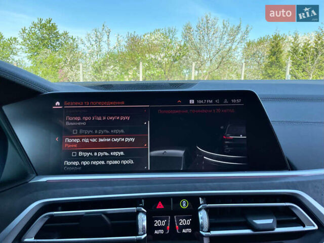 Черный БМВ X7, объемом двигателя 2.99 л и пробегом 105 тыс. км за 81100 $, фото 42 на Automoto.ua