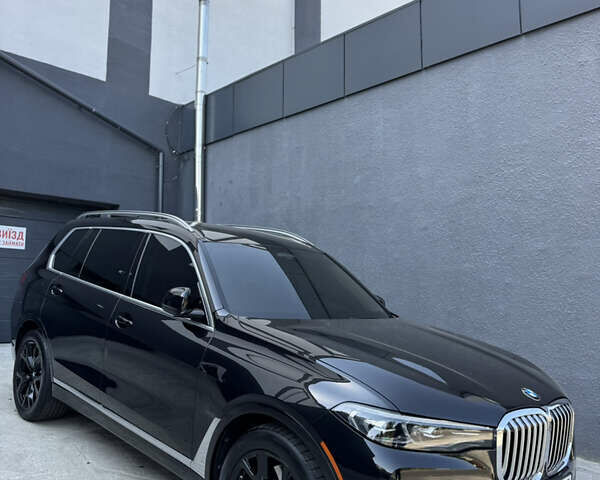 Черный БМВ X7, объемом двигателя 4.39 л и пробегом 118 тыс. км за 75000 $, фото 5 на Automoto.ua