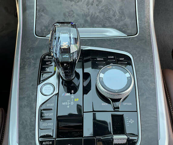 Черный БМВ X7, объемом двигателя 2.99 л и пробегом 105 тыс. км за 81100 $, фото 50 на Automoto.ua