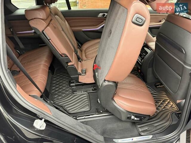 Черный БМВ X7, объемом двигателя 2.99 л и пробегом 124 тыс. км за 74900 $, фото 53 на Automoto.ua