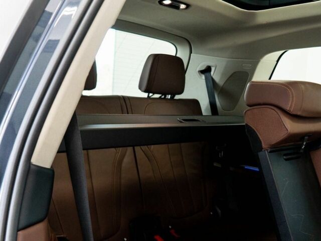 Черный БМВ X7, объемом двигателя 3 л и пробегом 32 тыс. км за 60000 $, фото 18 на Automoto.ua