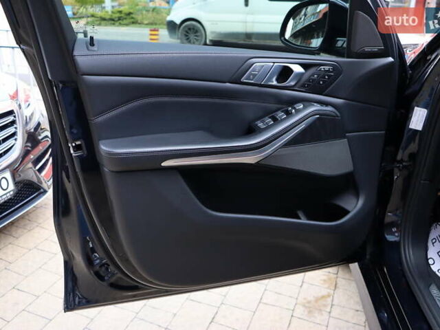 Черный БМВ X7, объемом двигателя 3 л и пробегом 164 тыс. км за 74900 $, фото 12 на Automoto.ua