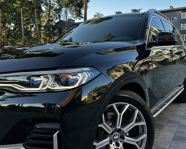 Черный БМВ X7, объемом двигателя 2.99 л и пробегом 86 тыс. км за 72999 $, фото 4 на Automoto.ua