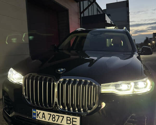 Черный БМВ X7, объемом двигателя 4.39 л и пробегом 118 тыс. км за 75000 $, фото 35 на Automoto.ua