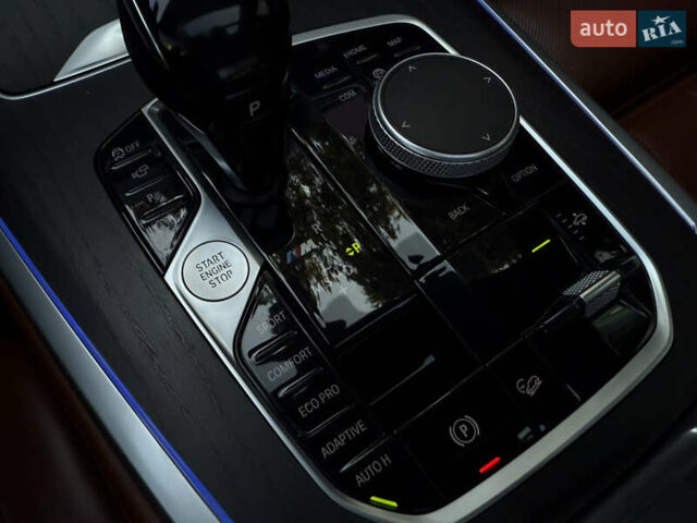Черный БМВ X7, объемом двигателя 2.99 л и пробегом 164 тыс. км за 71500 $, фото 24 на Automoto.ua