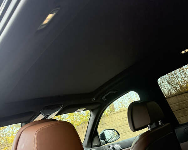 Черный БМВ X7, объемом двигателя 4.39 л и пробегом 107 тыс. км за 70600 $, фото 14 на Automoto.ua