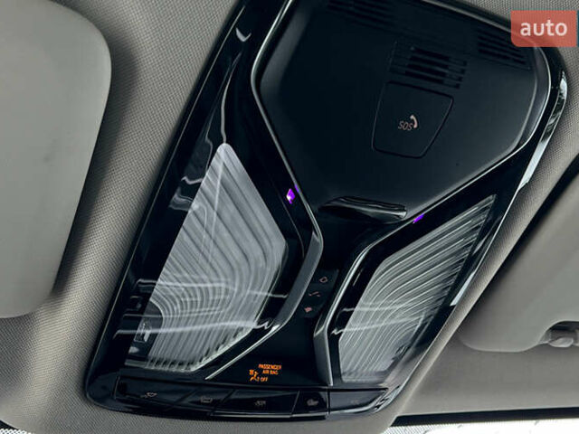 Черный БМВ X7, объемом двигателя 3 л и пробегом 137 тыс. км за 63999 $, фото 22 на Automoto.ua