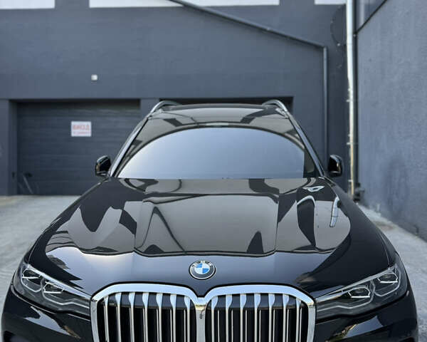 Черный БМВ X7, объемом двигателя 4.39 л и пробегом 118 тыс. км за 75000 $, фото 10 на Automoto.ua