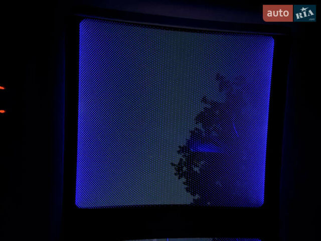 Черный БМВ X7, объемом двигателя 3 л и пробегом 195 тыс. км за 53300 $, фото 75 на Automoto.ua