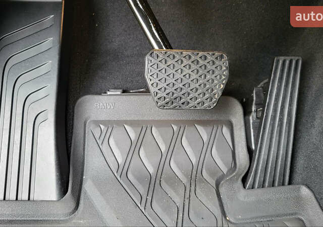 Черный БМВ X7, объемом двигателя 3 л и пробегом 100 тыс. км за 65000 $, фото 3 на Automoto.ua