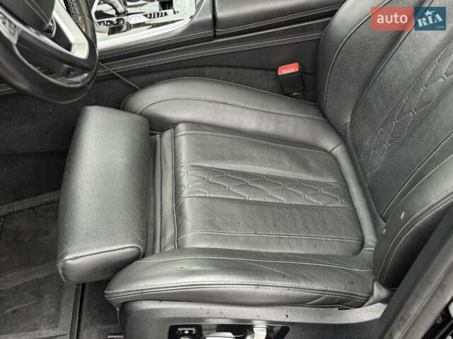 Чорний БМВ X7, об'ємом двигуна 2.99 л та пробігом 160 тис. км за 67000 $, фото 21 на Automoto.ua