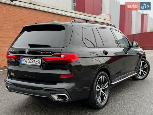 Черный БМВ X7, объемом двигателя 2.99 л и пробегом 124 тыс. км за 74900 $, фото 3 на Automoto.ua