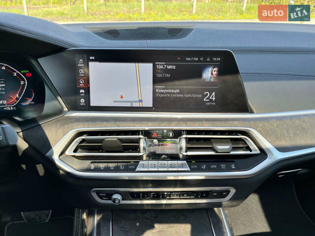 Черный БМВ X7, объемом двигателя 2.99 л и пробегом 105 тыс. км за 81100 $, фото 39 на Automoto.ua