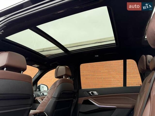 Черный БМВ X7, объемом двигателя 2.99 л и пробегом 124 тыс. км за 74900 $, фото 27 на Automoto.ua